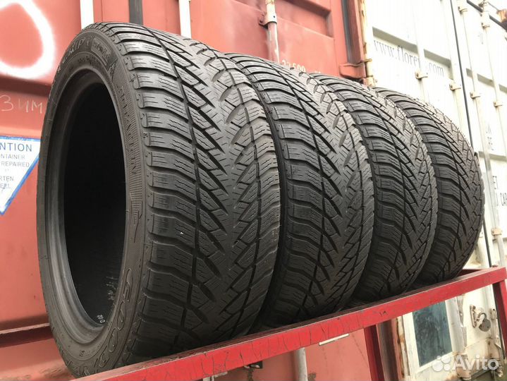Goodyear Eagle Ultra Grip GW-3 225/50 R17 104H