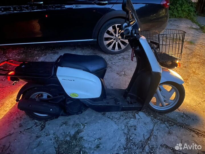 Продам скутер Yamaha Gear