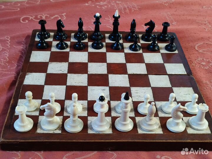 Шахматы карболитовые,40на40см,ссср