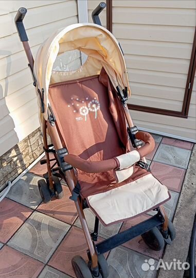 Прогулочная коляска трость