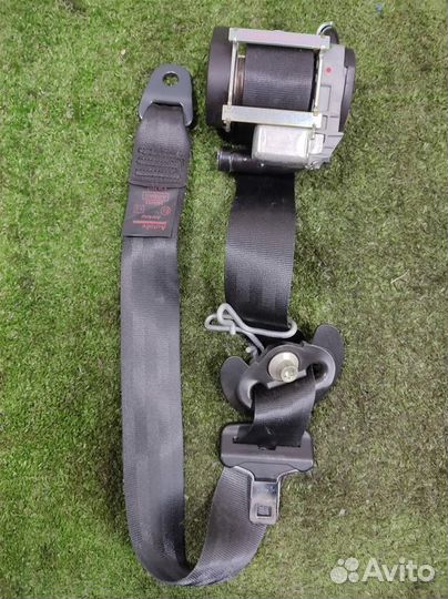Ремень безопасности передний правый Peugeot 308