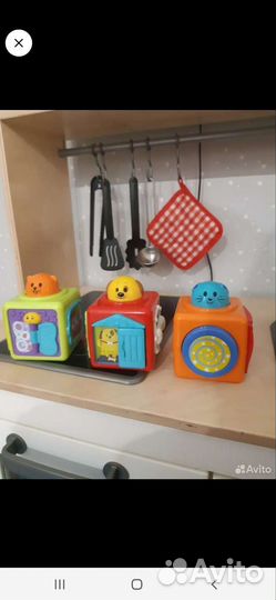 Равзивающий коврик, оастяжки на коляску, кроватку