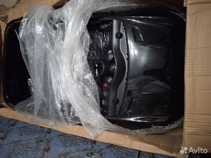 Детский электромобиль новый