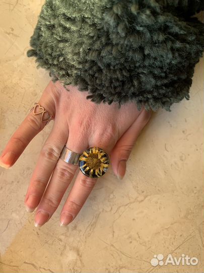 Кольцо из эпоксидной смолы