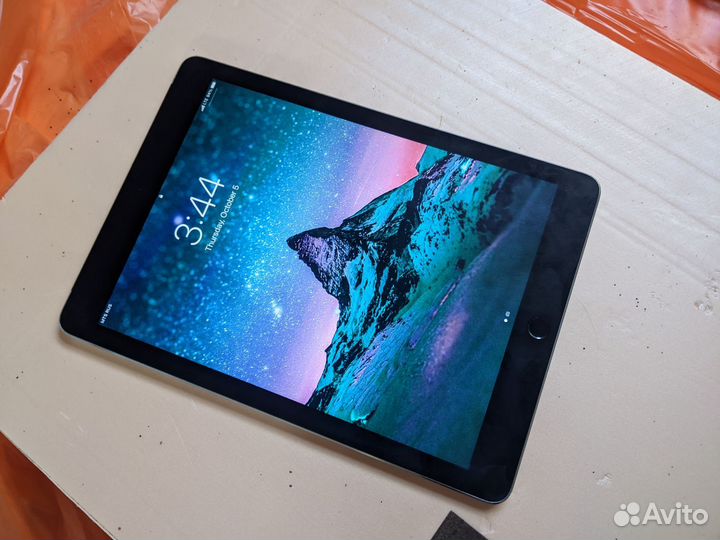 Планшет iPad air 2 64gb + sim