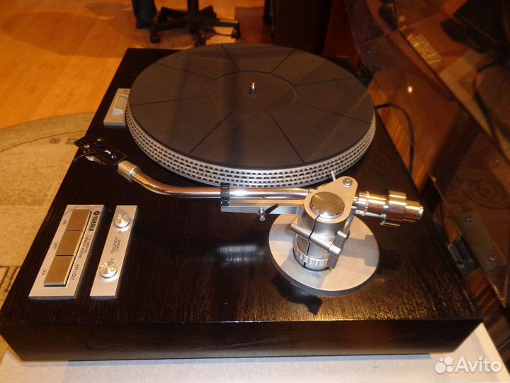 Проигрыватель Yamaha YP-D7