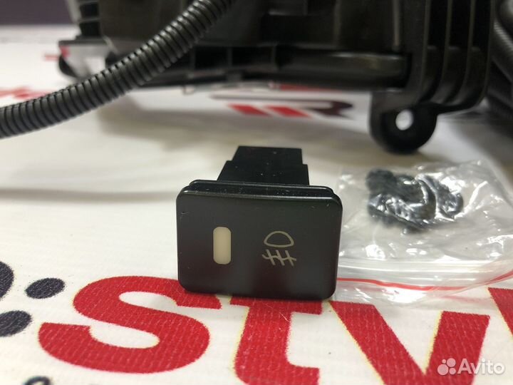 Туманки Toyota Prius 50 T2084