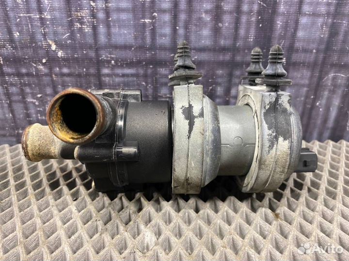 Электрическая помпа Audi Allroad C5 ARE 2002