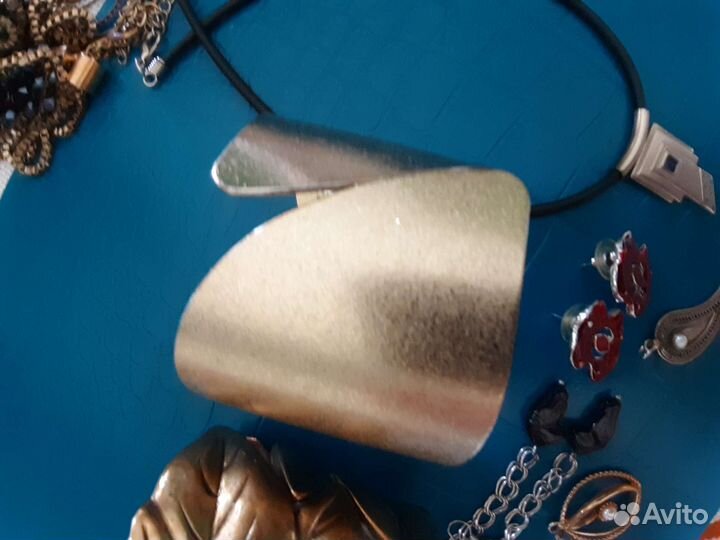 Лот винтажной бижутерии США и Европа пакетом