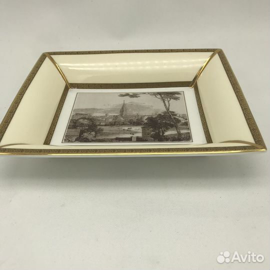 Блюдо Веджвуд