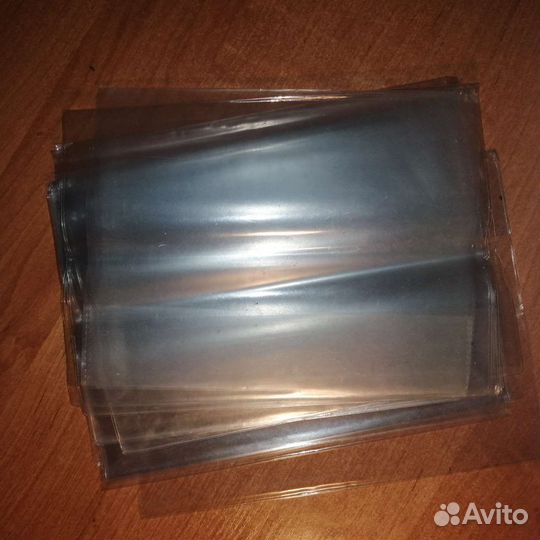 Тетради новые школьные (предметные, обычные)