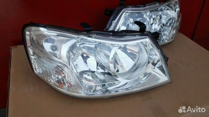 Фара ниссан либерти 2003г правая/левая