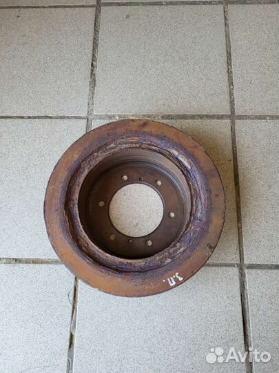 Тормозной диск задний Mitsubishi Montero Sport 1