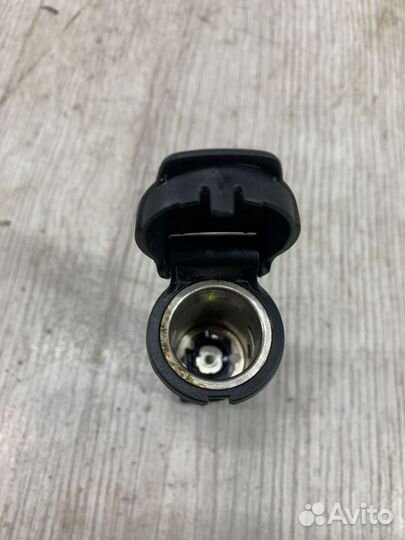 Прикуриватель гнездо прикуривателя LADA xray