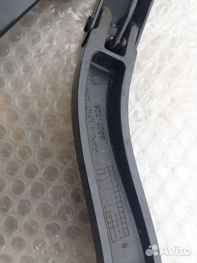 Поводок дворников передний Chevrolet Cruze