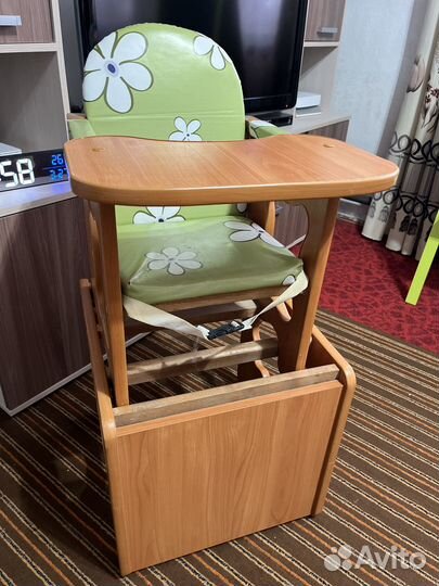 Стульчик для кормления