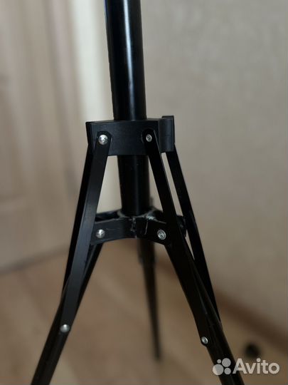 Кольцевая лампа со штативом