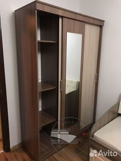 Шкаф