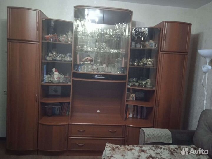 Стенка в гостиную бу