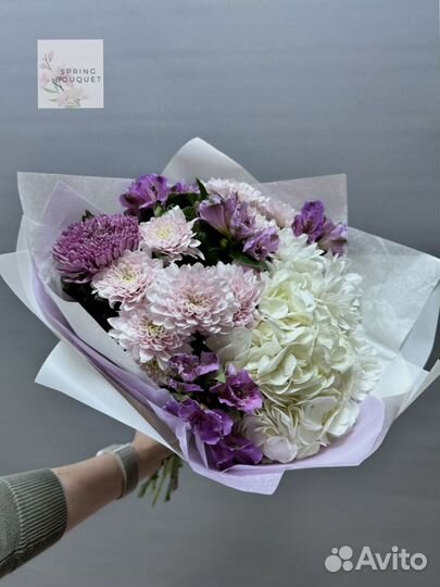 Букет из цветов на 8 марта