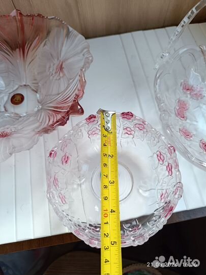 Ваза конфетница цветное стекло