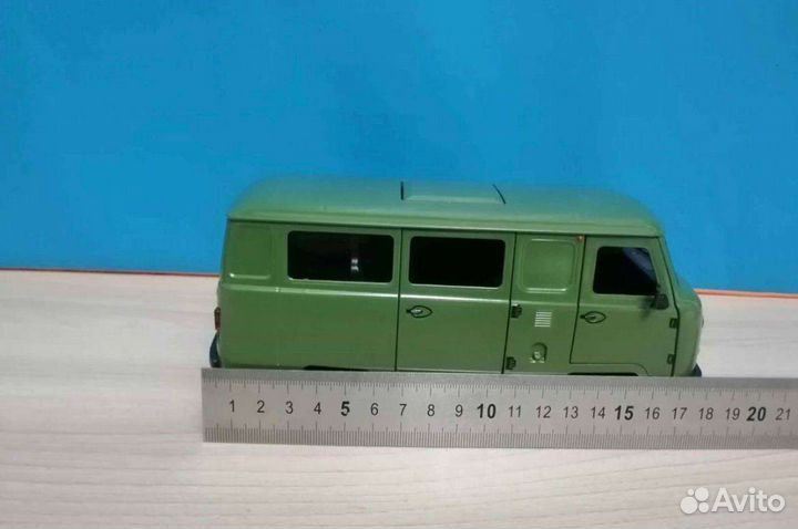 УАЗ буханка хаки модель игрушка
