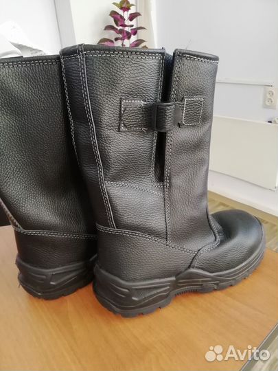 Сапоги специальные (рабочие)