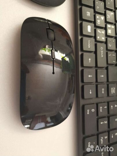 Клавиатура и 2 беспроводных мыши