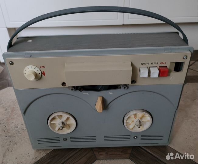 Катушечный магнитофон.Нота-М.Чайка-66