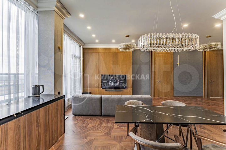 4-к. квартира, 135,9 м², 36/37 эт.