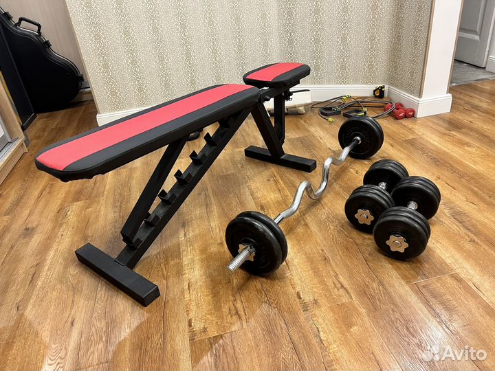 Скамья для жима, гантели, штанга