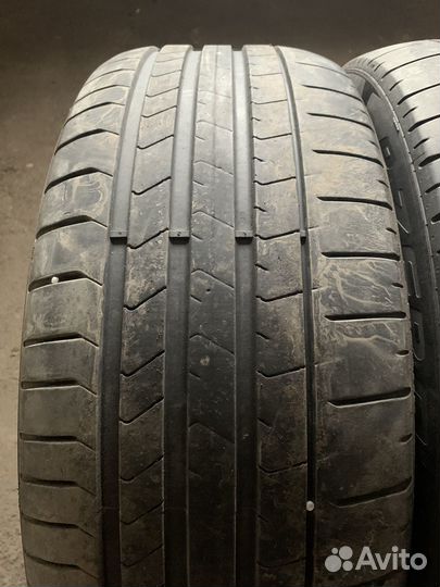 Pirelli P Zero PZ4 245/45 R20 103W