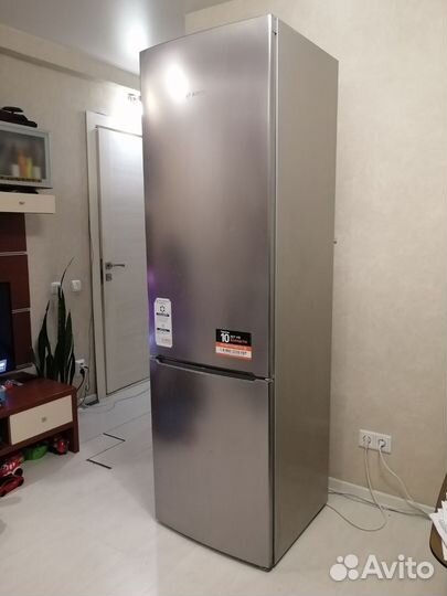 Холодильник Bosch 2 метра