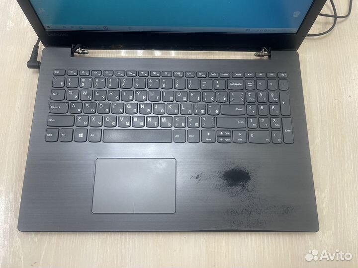 Ноутбук Lenovo