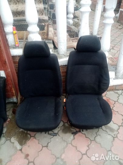 Сиденья, комплект на volkswagen golf 3