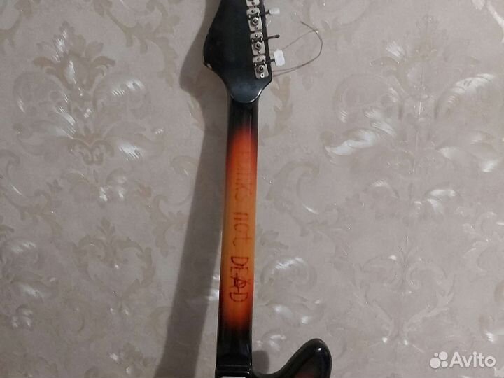 Электро гитара Musima De Luxe 25v