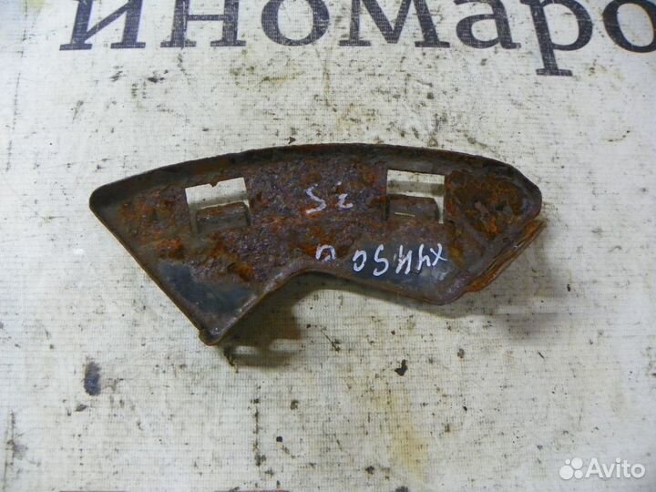 Кронштейн переднего бампера Hyundai ix35 2009-2013