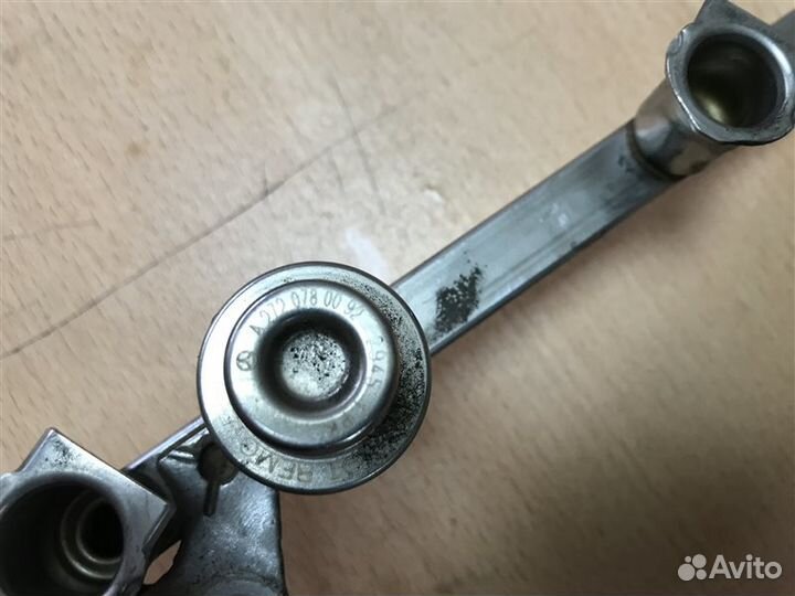 Рейка топливная (рампа) Mercedes-Benz S-Class W221