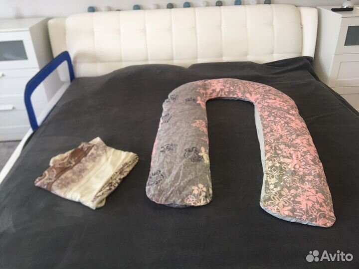 Подушка для беременных с шариками