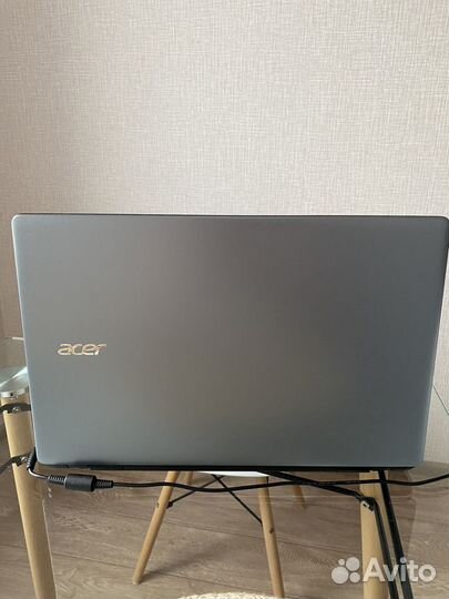 Ноубук Acer Aspire E5-571G-50D4