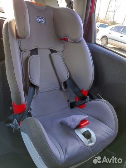 Автокресло детское Chicco