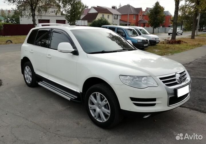Пороги подножки алюминиевые на VW Touareg 2002-18