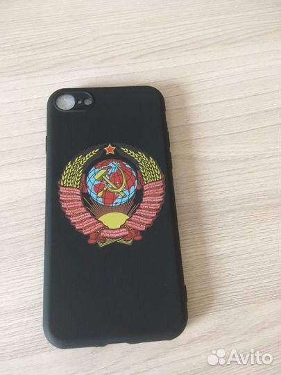 Чехол на iPhone 7