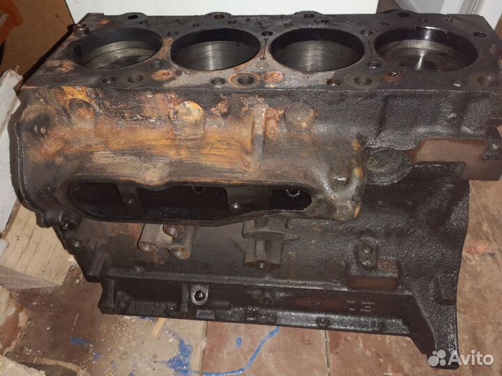 Блок двигателя 4D56