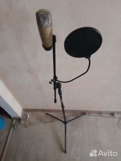 Микрофон Behringer C-1U + фильтр
