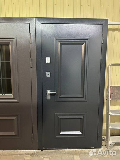 Дверь входная под ключ