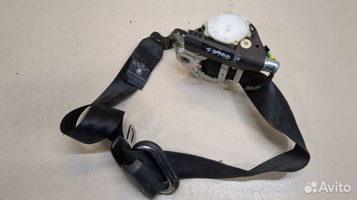 Ремень безопасности правый передний Skoda Fabia