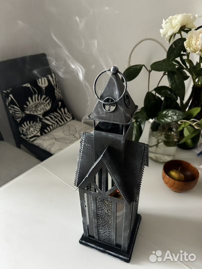 Подсвечник готический дом