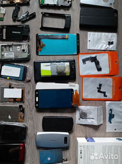 Телефонные запчасти и не только