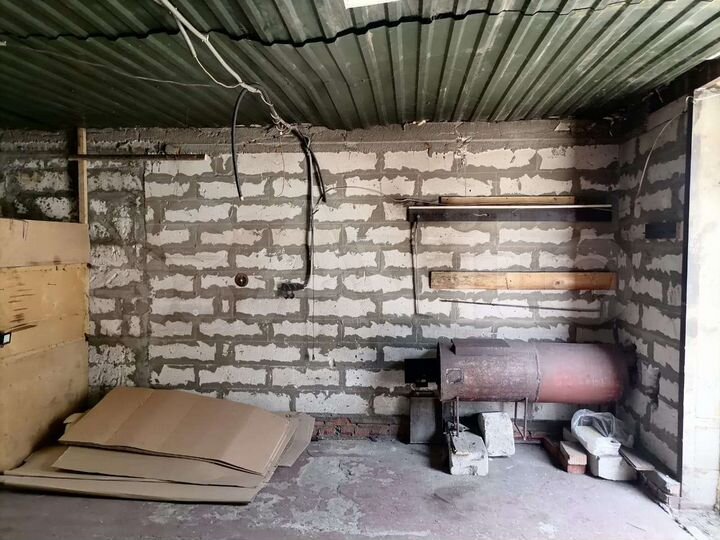 Гараж, > 30 м²